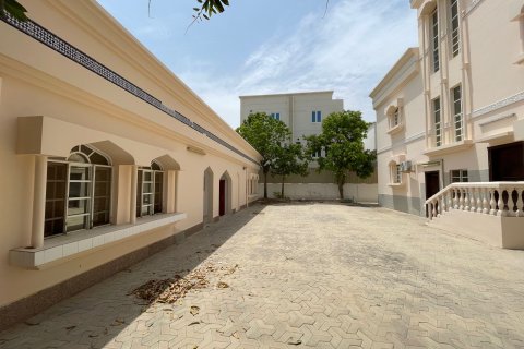 Villa Gemela de 6 dormitorios en Muscat, Oman No. 106899 6