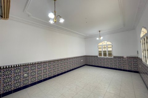 Villa Gemela de 6 dormitorios en Muscat, Oman No. 106899 15