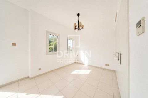 Villa de 2 dormitorios en Springs 8, UAE No. 192113 14