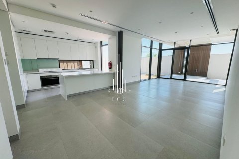 Townhouse de 3 chambres à Abu Dhabi, UAE No. 22407 3