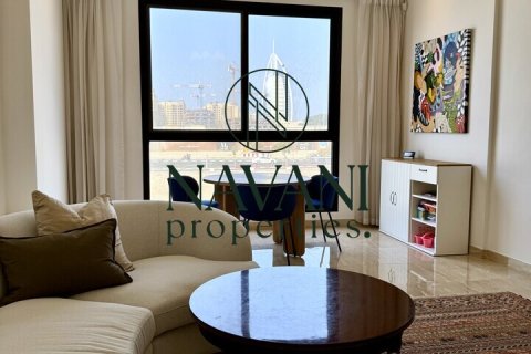 5 bedrooms Properties in Umm Suqeim, UAE No. 44912 4
