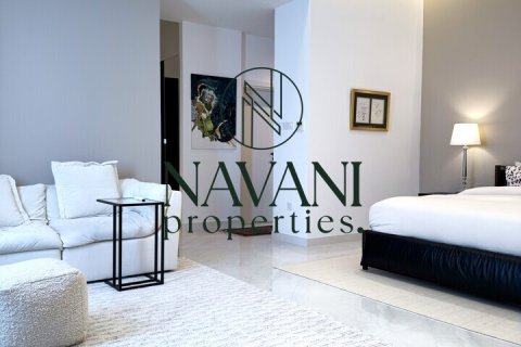 5 bedrooms Properties in Umm Suqeim, UAE No. 44912 13