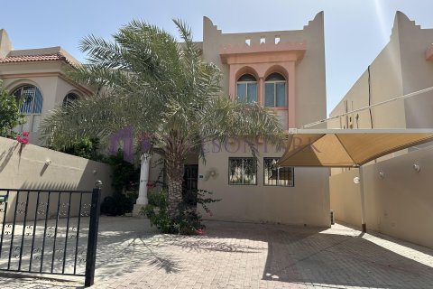 5 غرفة نوم  فيلا في الدوحة, Qatar رقم 58565