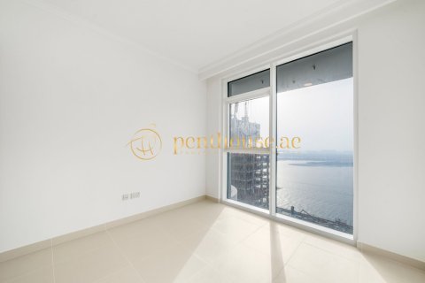 Appartement de 1 chambre à EMAAR Beachfront, UAE No. 128693 18