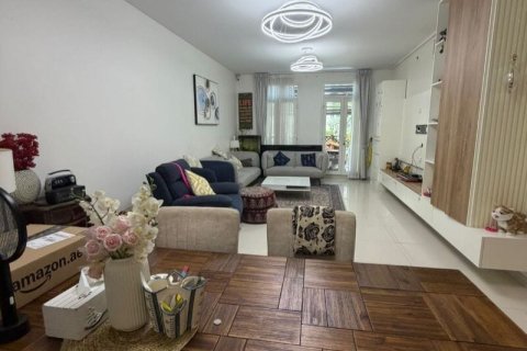 Apartment de 2 dormitorios en Al Furjan, UAE No. 155253