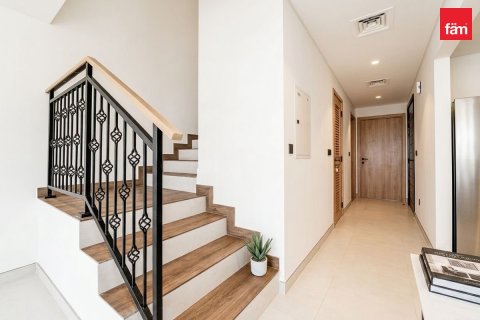 4 bedrooms Townhouse in Dubai, UAE No. 186284 9