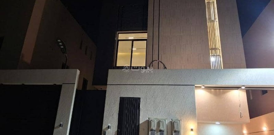 4 bedrooms Apartment in Riyadh, Saudi Arabia No. 60432