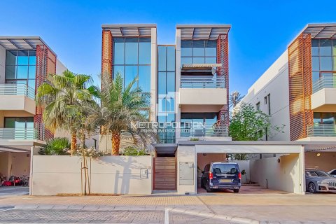 Villa de 6 dormitorios en Meydan, UAE No. 128175