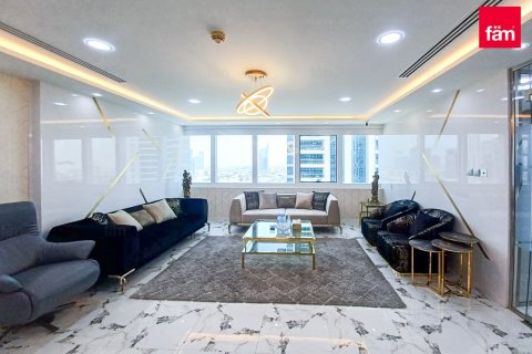 305m² Office in Dubai, UAE No. 141342