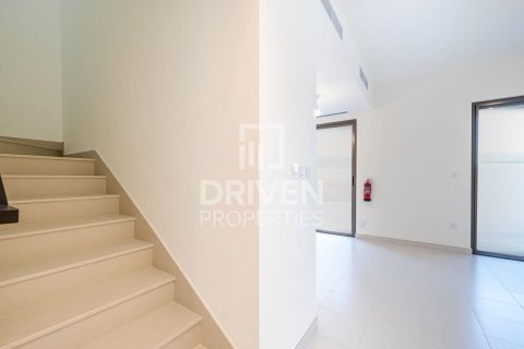 4 غرف نوم تاون هاوس في EMAAR South, الإمارات العربية المتحدة رقم 192193 8