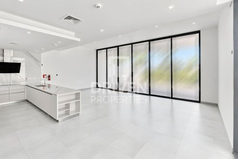 4 bedrooms Villa in District One, UAE No. 209223