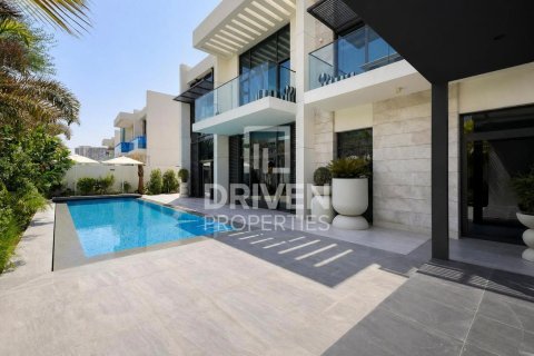 5 bedrooms Villa in District One, UAE No. 209221