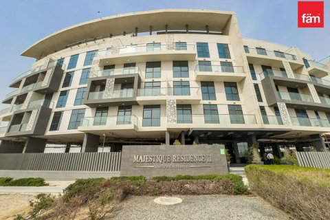 2 bedrooms Apartment in Dubai, UAE No. 141272