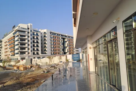 41.5m² Commercial property in As Sib, Oman No. 108493 4
