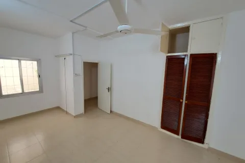 Villa de 3 chambres à Madinat as'Sultan Qaboos, Oman No. 108498 6