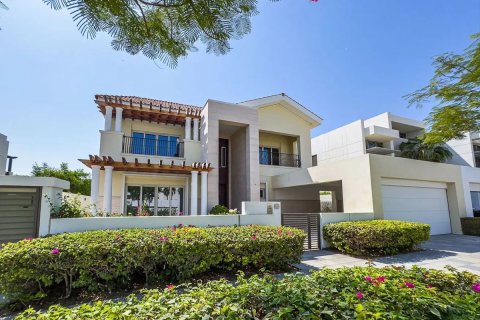 Villa de 4 chambres à District One, UAE No. 128420 11