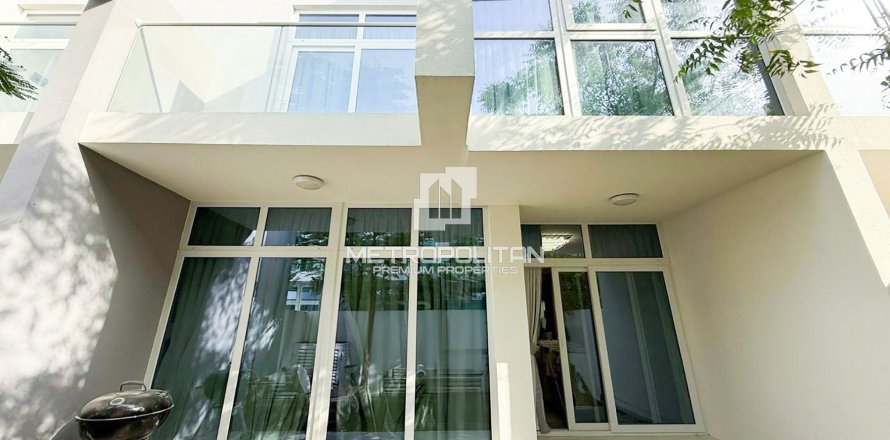 Townhouse de 3 dormitorios en DAMAC Hills (Akoya by DAMAC), UAE No. 128422