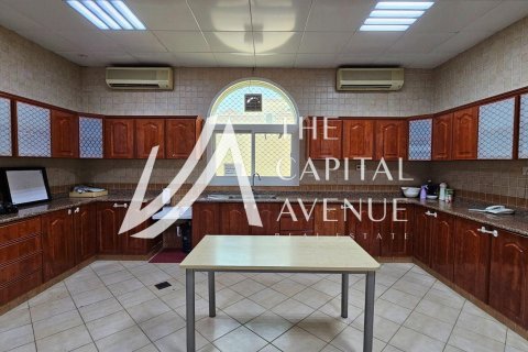 Вилла 1099.88м² в Muroor Area, ОАЭ №199605 16