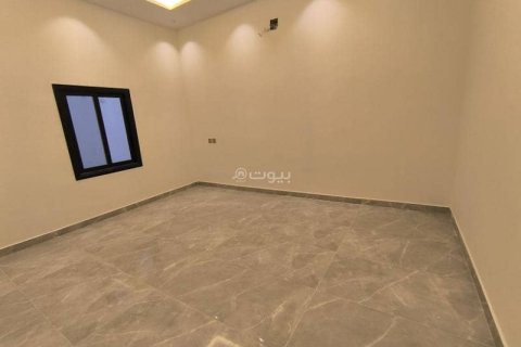 Villa de 5 chambres à Riyadh, Saudi Arabia No. 99497 4
