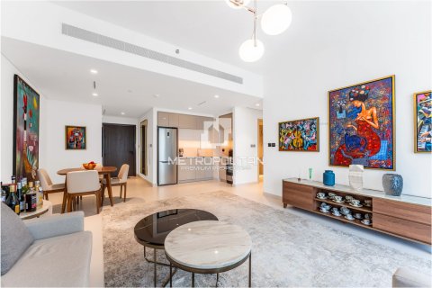 Квартира с 1 спальней в EMAAR Beachfront, ОАЭ №128200 6