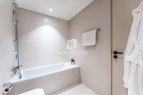 Квартира с 1 спальней в EMAAR Beachfront, ОАЭ №128200 19