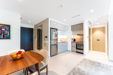 Квартира с 1 спальней в EMAAR Beachfront, ОАЭ №128200 15