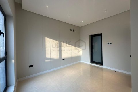 Villa de 4 chambres à Muharraq, Bahrain No. 61437 3
