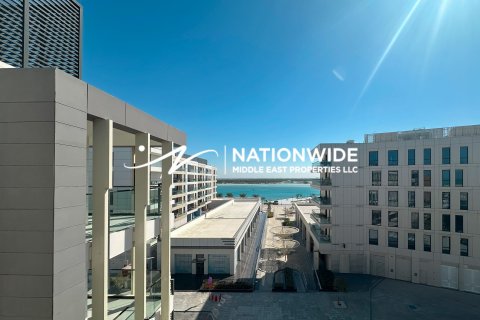 Appartement de 3 chambres à Abu Dhabi, UAE No. 140697