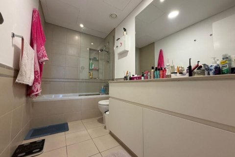 Apartment de 3 dormitorios en Zahra Apartments, UAE No. 165919