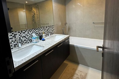 2 bedrooms Apartment in Downtown Dubai (Downtown Burj Dubai), UAE No. 165915 12