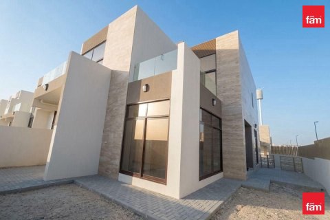 4 bedrooms Townhouse in Dubai, UAE No. 198417