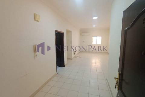 Apartment de 2 dormitorios en Doha, Qatar No. 57649 3