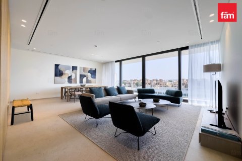 3 bedrooms Apartment in Dubai, UAE No. 208543