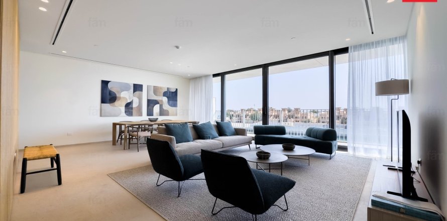 3 bedrooms Apartment in Dubai, UAE No. 208543
