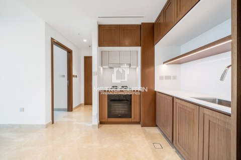 Квартира с 1 спальней в EMAAR Beachfront, ОАЭ №129719 5