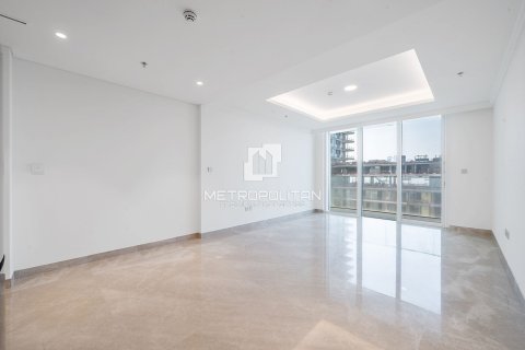 Квартира с 1 спальней в EMAAR Beachfront, ОАЭ №129719 8