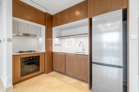 Квартира с 1 спальней в EMAAR Beachfront, ОАЭ №129719 6