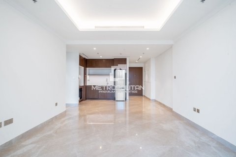 Квартира с 1 спальней в EMAAR Beachfront, ОАЭ №129719 11