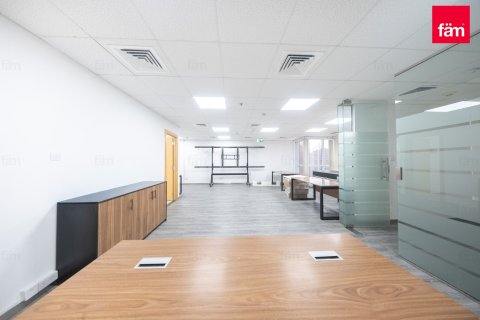 102m² Office in Dubai, UAE No. 145531