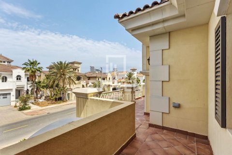 Villa de 5 dormitorios en Garden Homes, UAE No. 191636 25