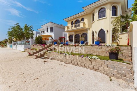 Villa de 5 dormitorios en Garden Homes, UAE No. 191636 30
