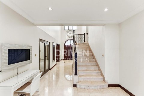 Villa de 5 dormitorios en Garden Homes, UAE No. 191636 7