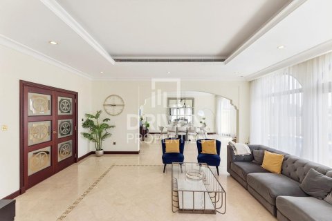 Villa de 5 dormitorios en Garden Homes, UAE No. 191636 5