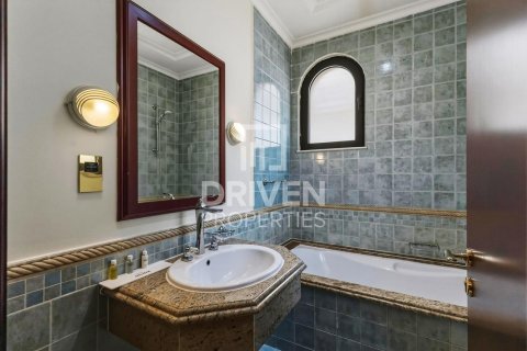 Villa de 5 dormitorios en Garden Homes, UAE No. 191636 23