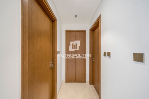 1 غرف نوم شقة في EMAAR Beachfront, الإمارات العربية المتحدة رقم 128094 11