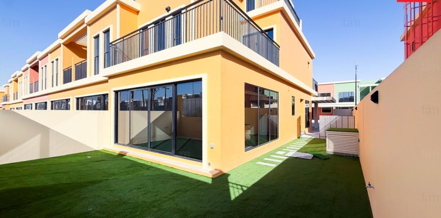 Townhouse de 5 chambres à Dubai, UAE No. 165778