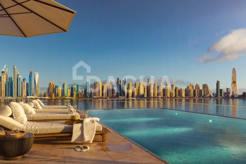 3 bedrooms Apartment in The Crescent, UAE No. 165774 9