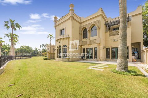 Villa de 4 chambres à Palm Jumeirah, UAE No. 128581