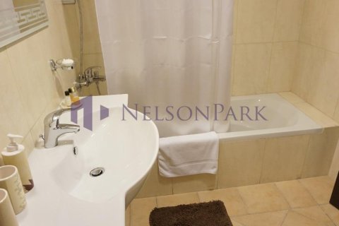 3 bedrooms Apartment in Doha, Qatar No. 60920 4