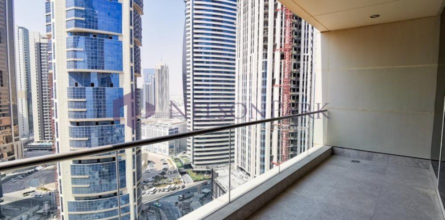 Apartment de 3 dormitorios en Doha, Qatar No. 57360